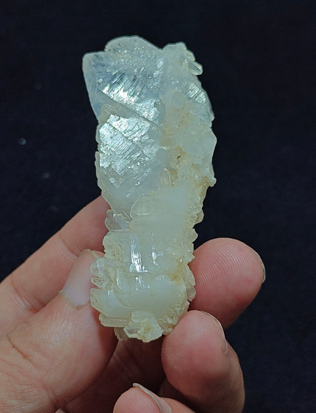 Single beautiful terminated Faden Quartz crystal specimen 45 grams