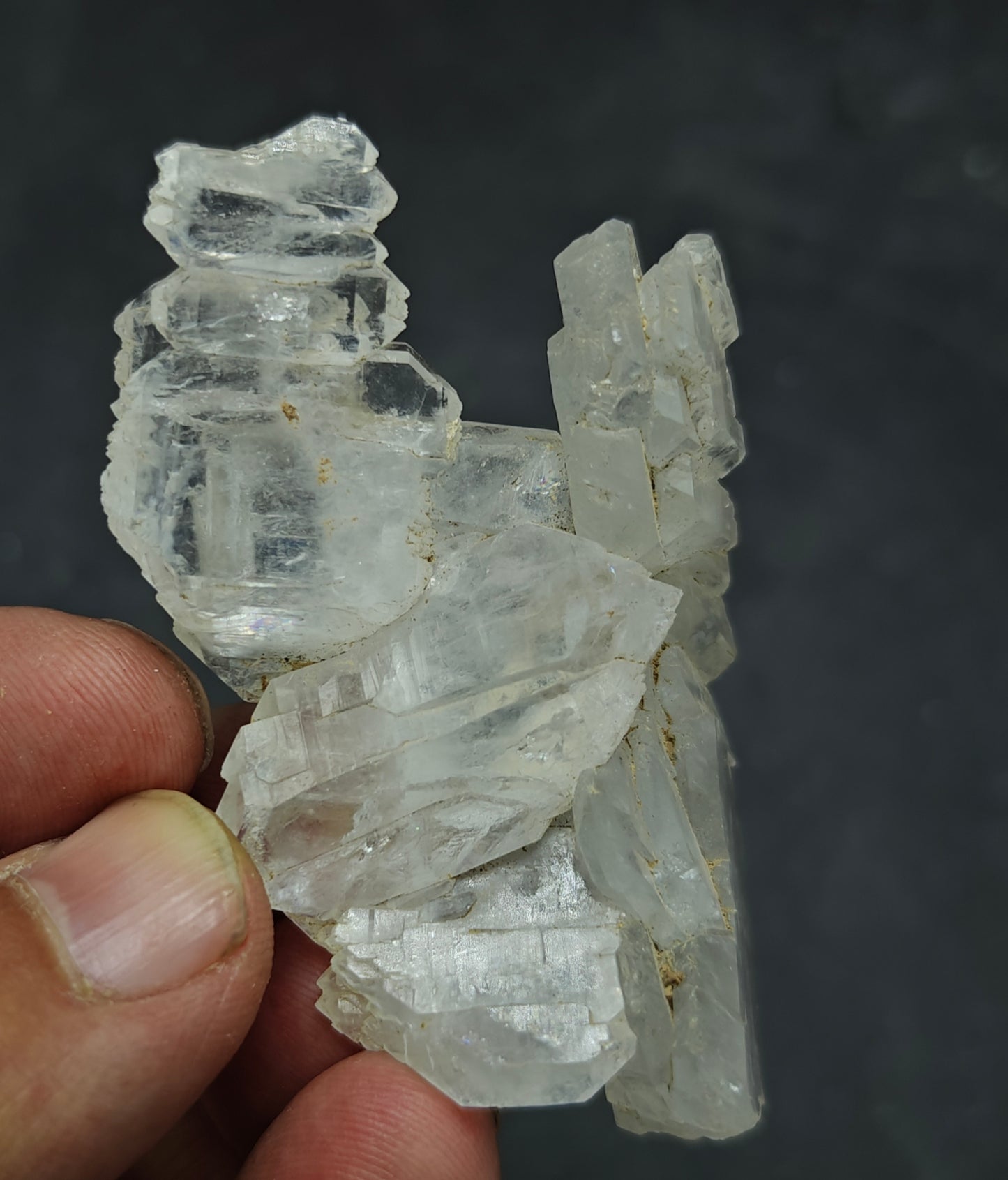 Very aesthetic interconnected faden quartz crystal 53 grams