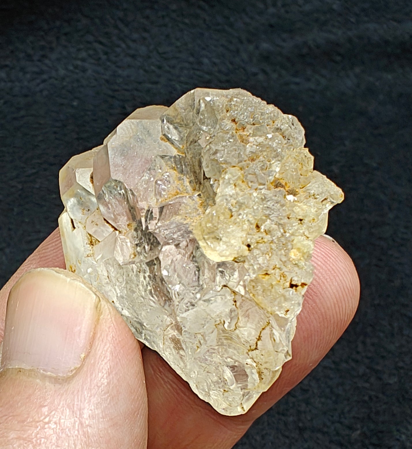 Natural terminated gwindel quartz crystal 29 grams