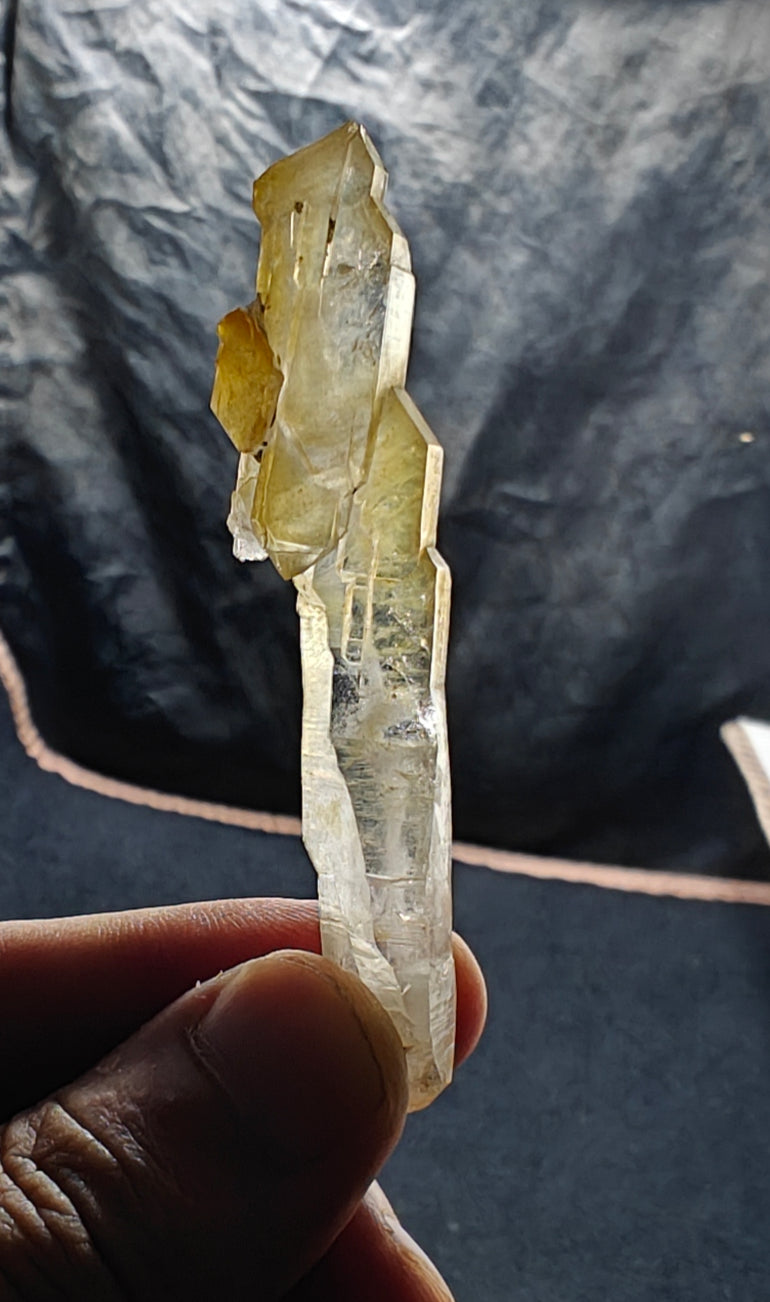 Natural iron included yellow faden quartz 16 grams