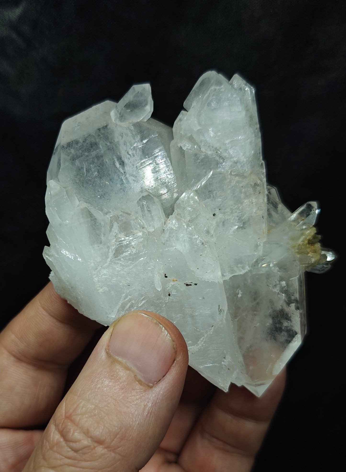 Single beautiful terminated Faden Quartz crystals specimen 152 grams