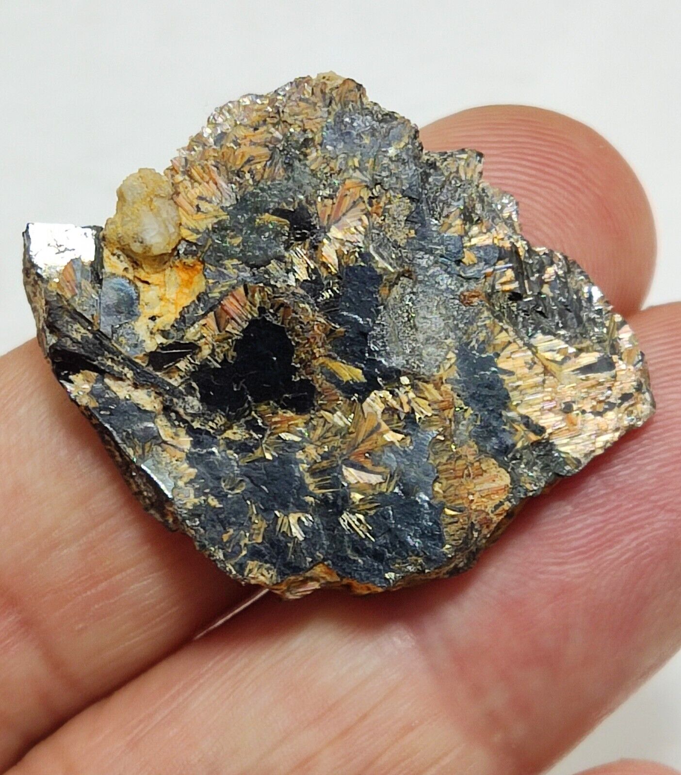 12 grams hematite specimen with rutiles saginite inclusions