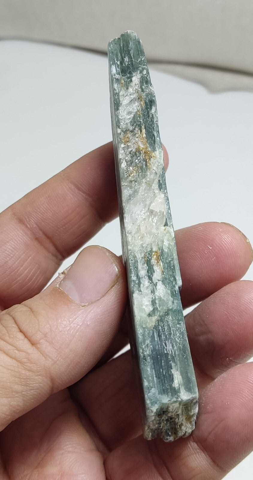 An Aesthetic specimen of blue kyanite crystal 91 grams