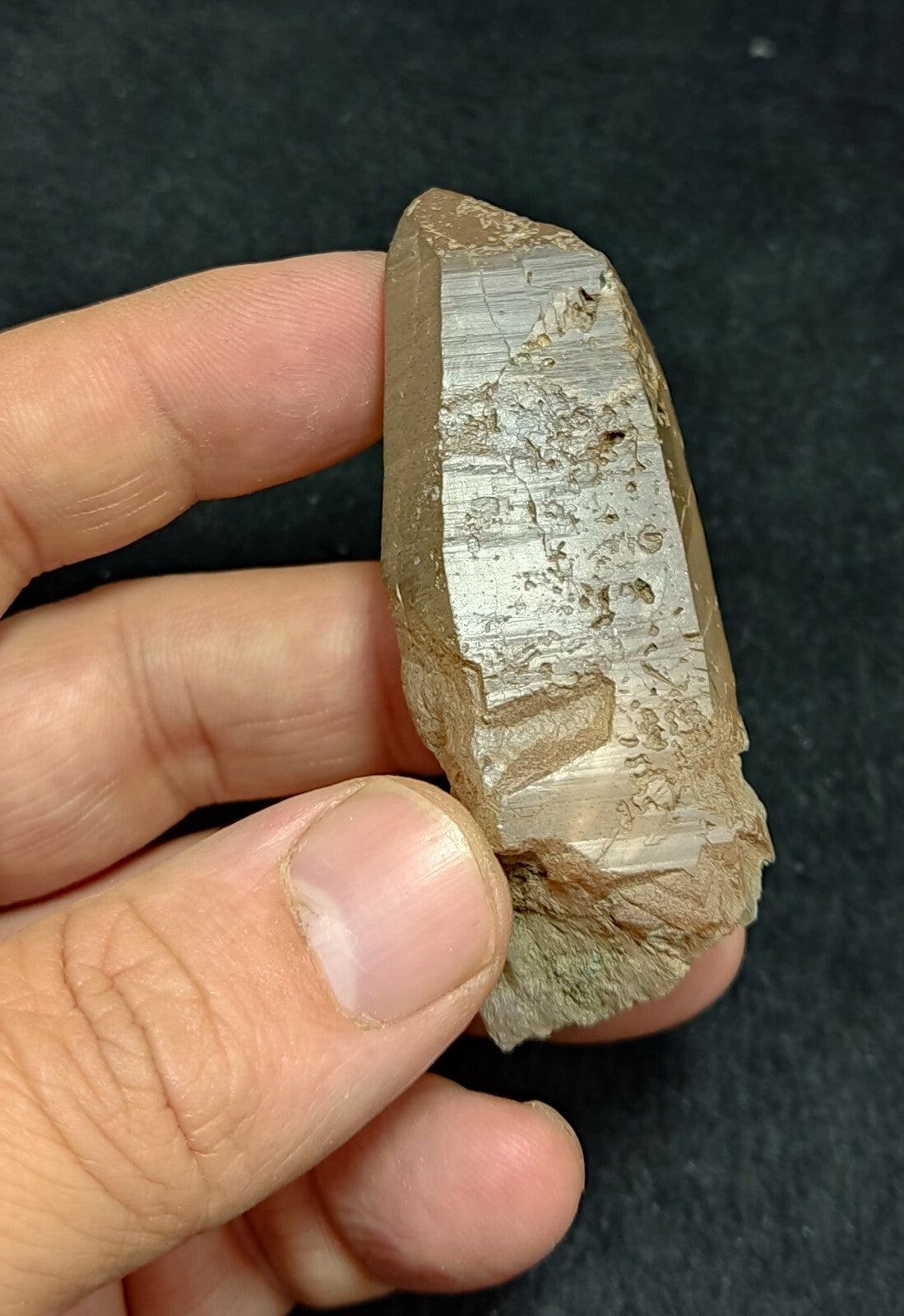 A very Aesthetic Natural beautifully terminated Chlorite Quartz crystal 56 grams