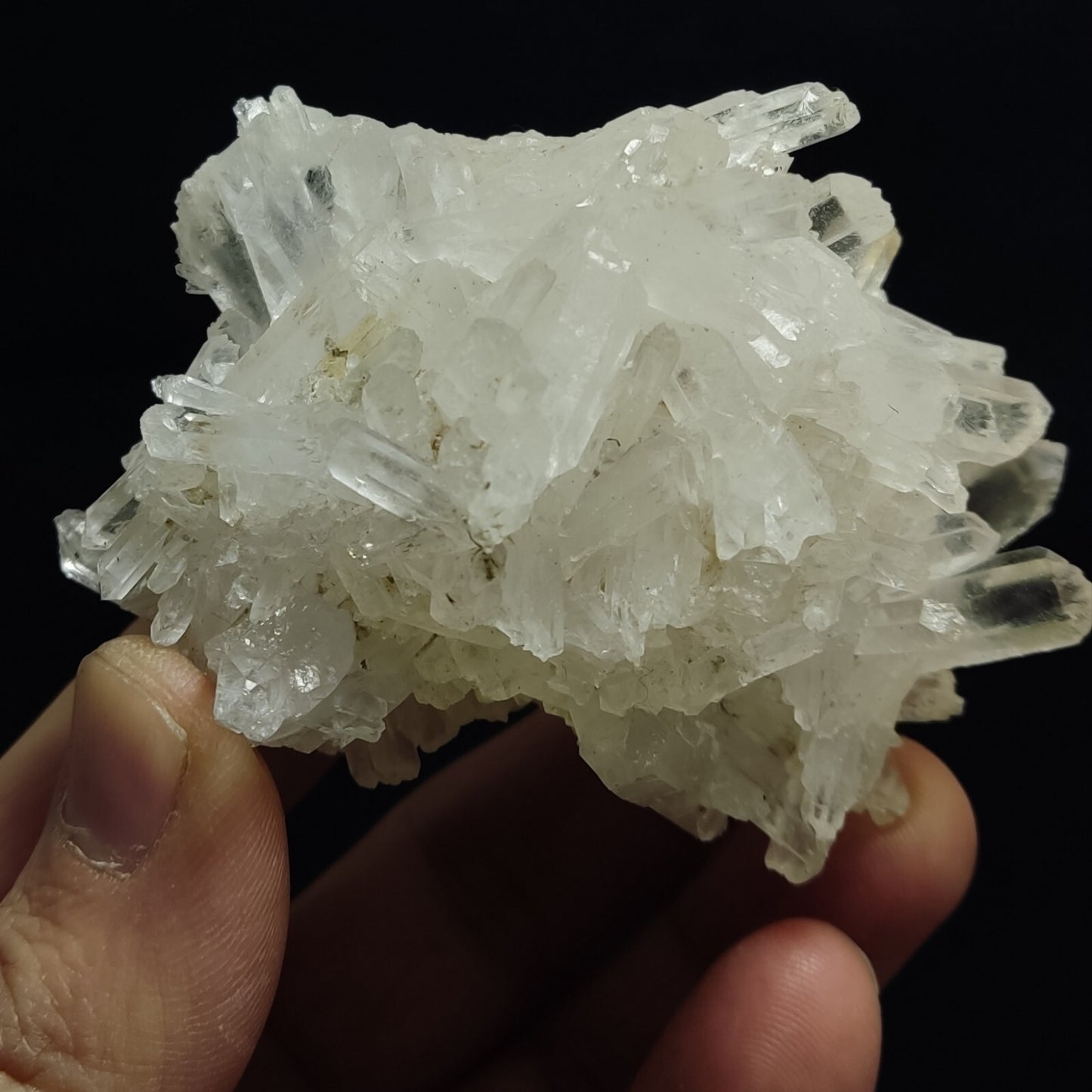 An Aesthetic terminated Quartz cluster 174 grams