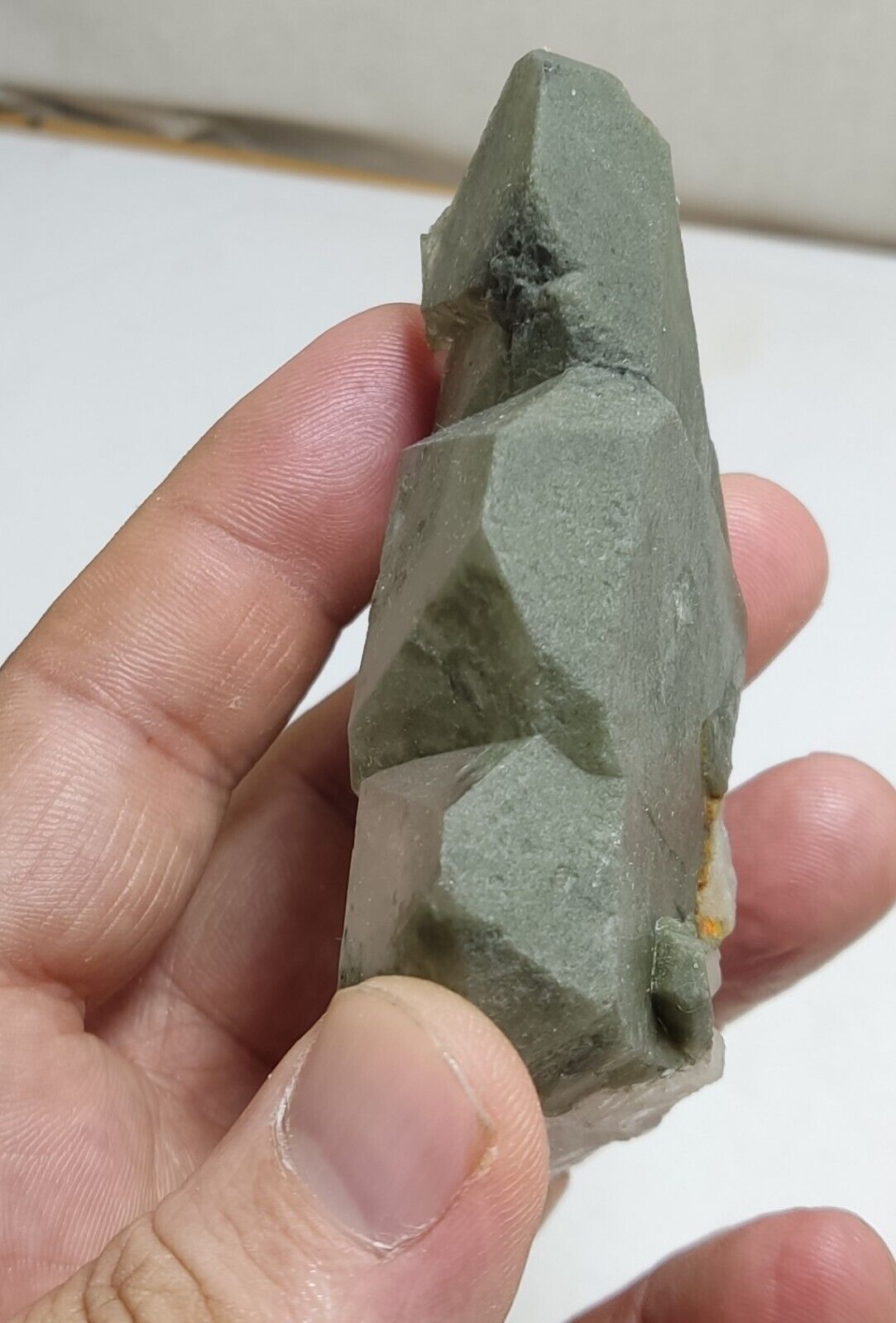 An Aesthetic Natural terminated quartz with Chlorite inclusions 155 grams