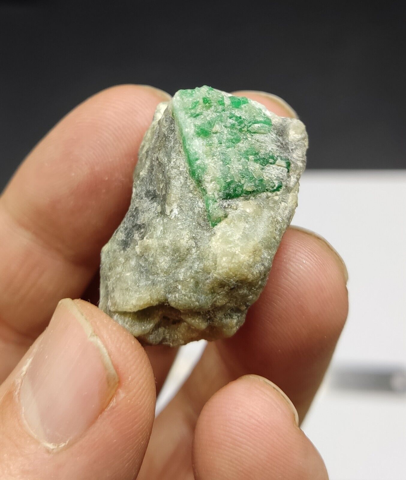 An Aesthetic miniature specimen of emerald in matrix 25 grams