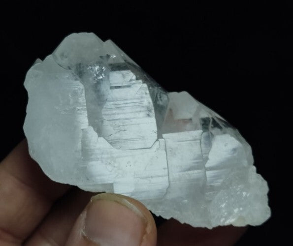 Natural Fully Terminated Twin Formations Clear Quartz 78 grams