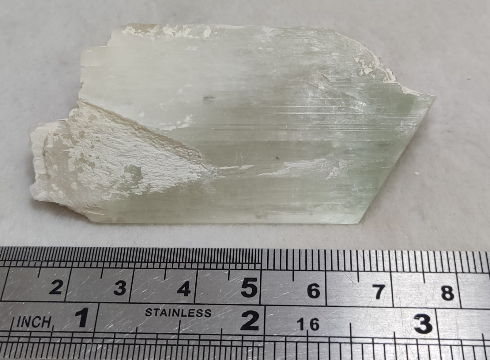 An Aesthetic terminated spodumene floater crystal specimen 92 grams