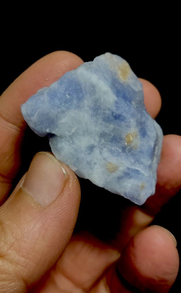 Natural Hackmanite 28 Grams.