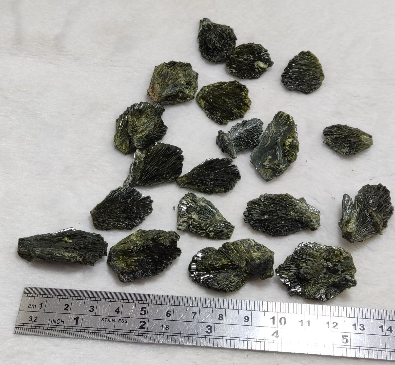 Natural Dark Green Epidotes crystals Random Selection.