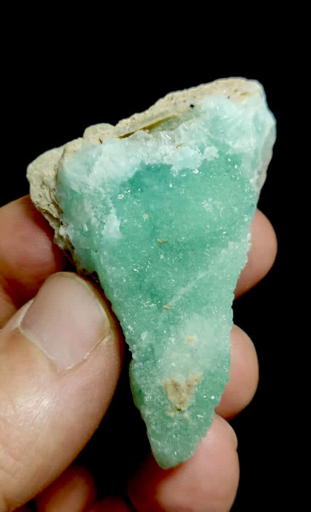 Natural Aragonite Specimen 32 Grams.