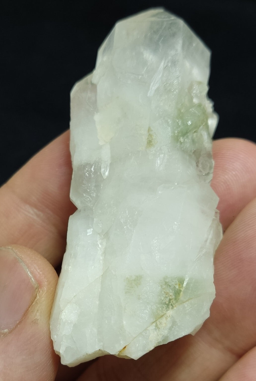 Chlorite quartz terminated crystal specimen 48 grams