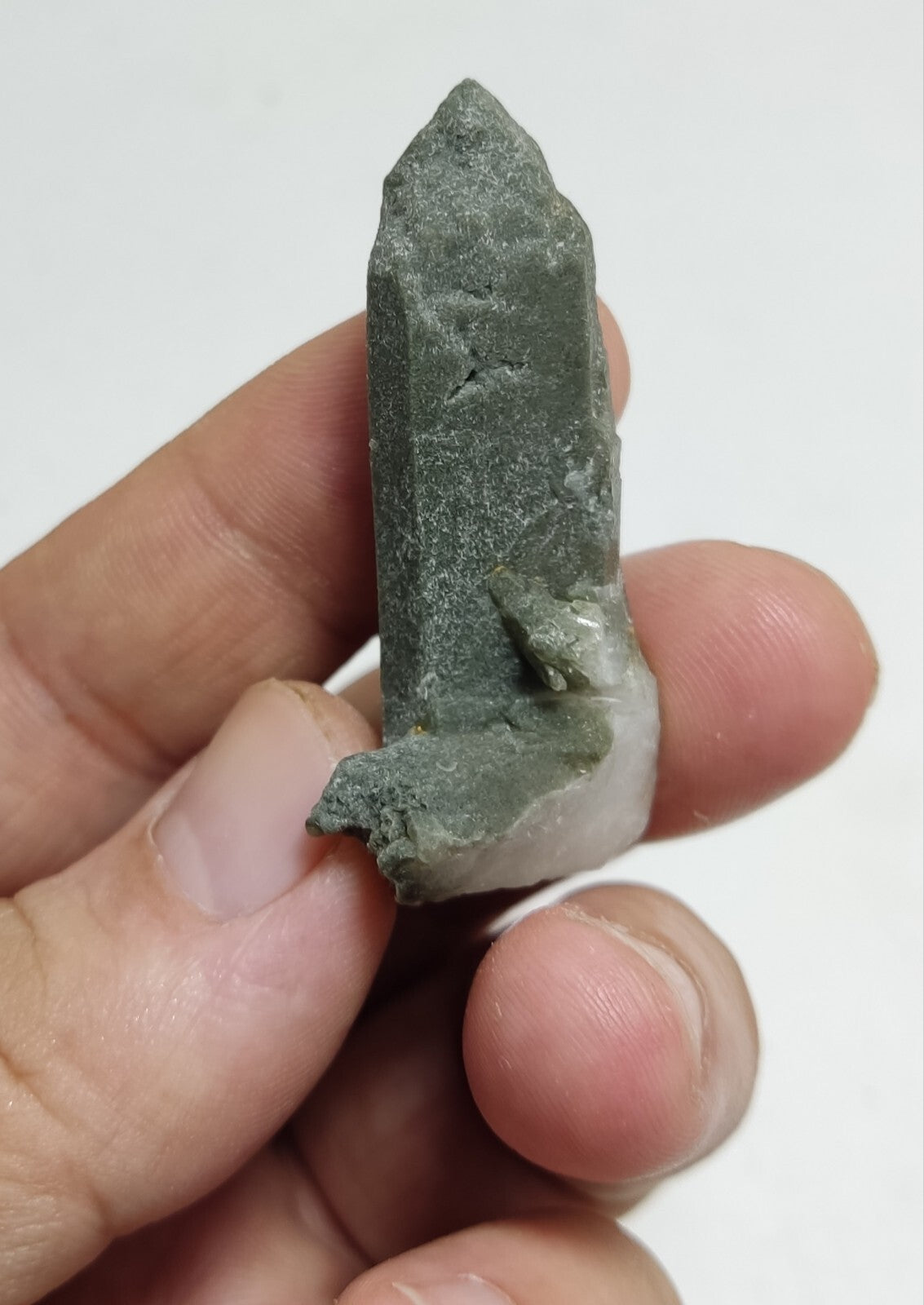 An Aesthetic Natural beautifully terminated Chlorite Quartz crystal 17 grams