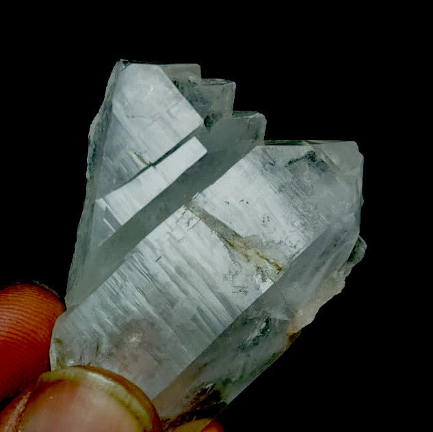 Feden Quartz Crystal 63 Grams