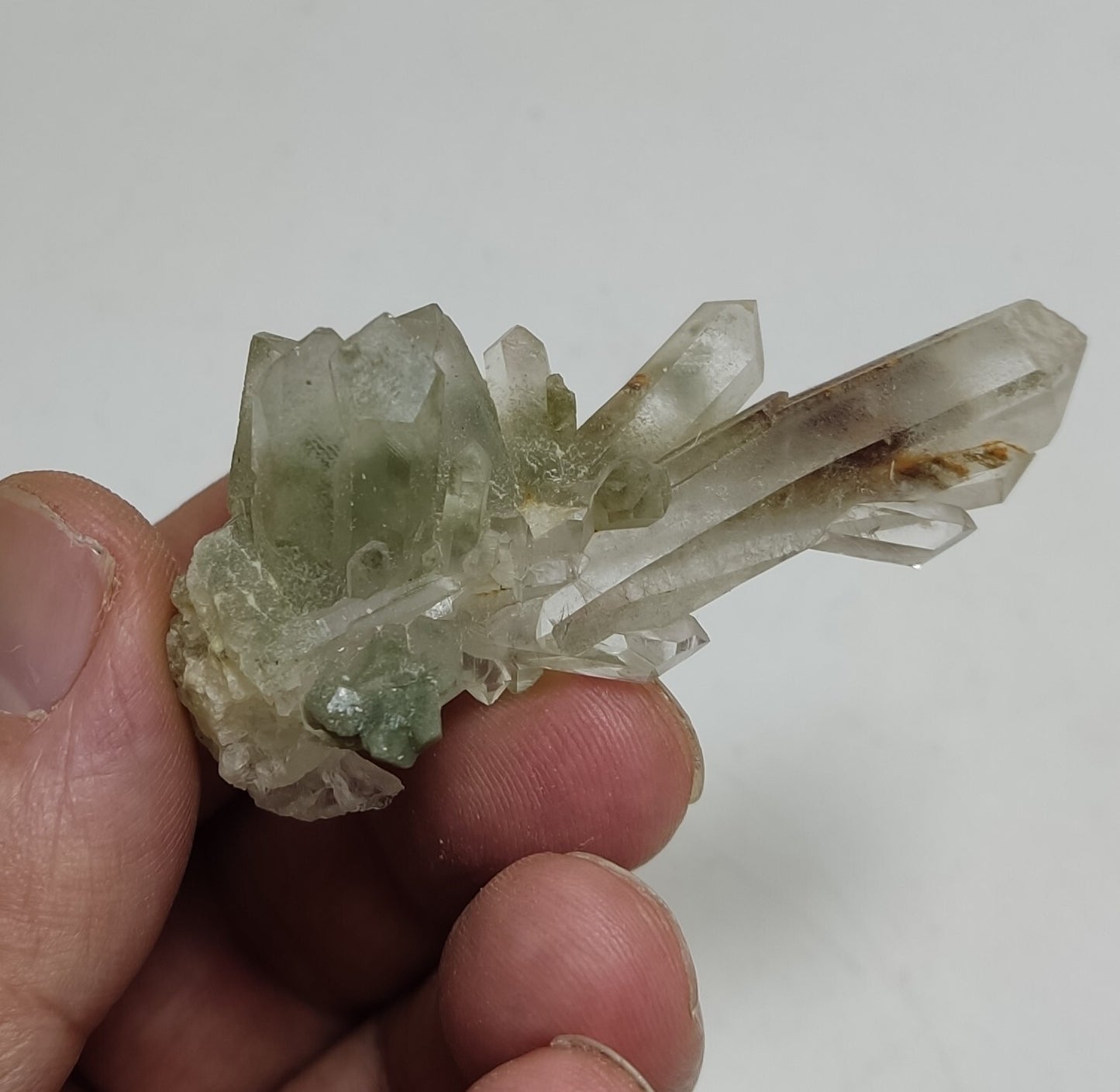 A very Aesthetic Natural beautifully terminated Chlorite Quartz cluster 29 grams