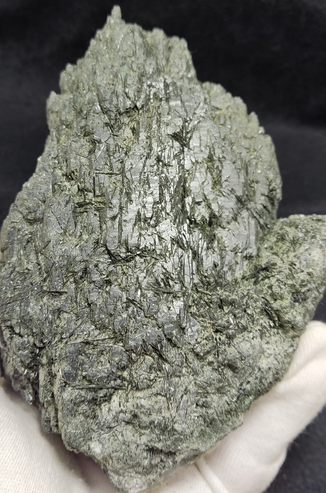 An Aesthetic Natural terminated Chlorite Quartz crystal specimen 1549 grams