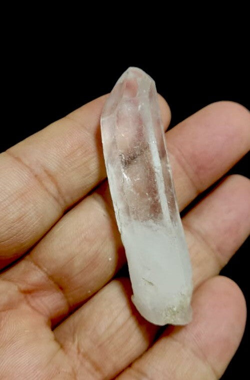 Natural  Quartz Crystal 21 Grams.