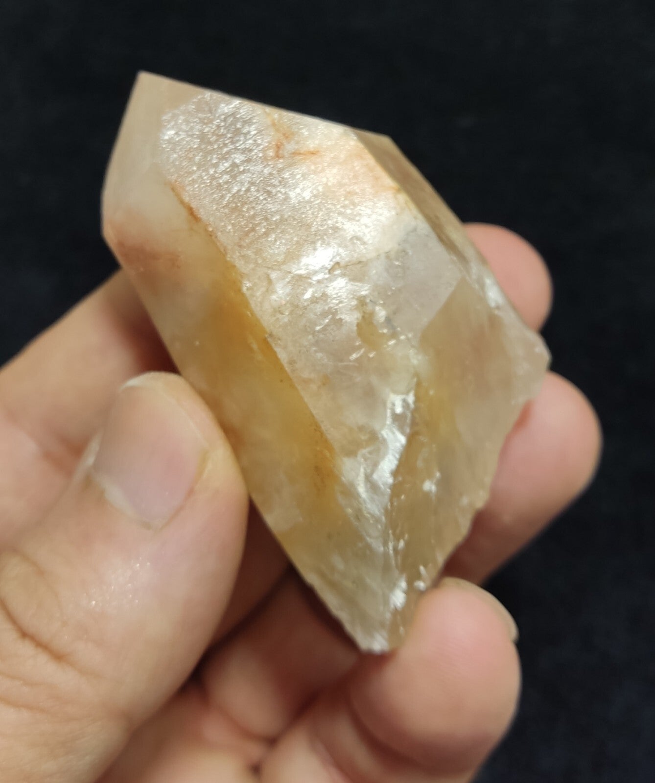 An amazing specimen of terminated amphibole included Quartz crystal 78