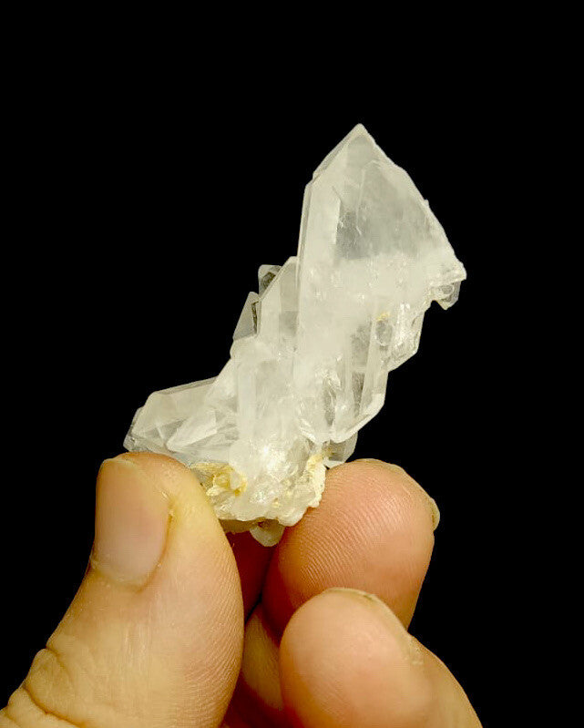Feden Quartz Crystal 25 Grams