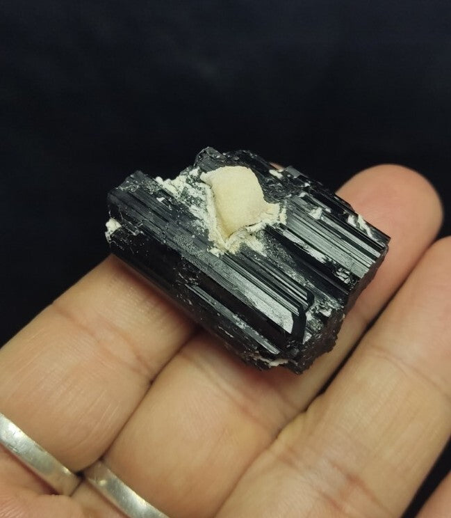 Natural twin Black Tourmalines Crystals 33 grams