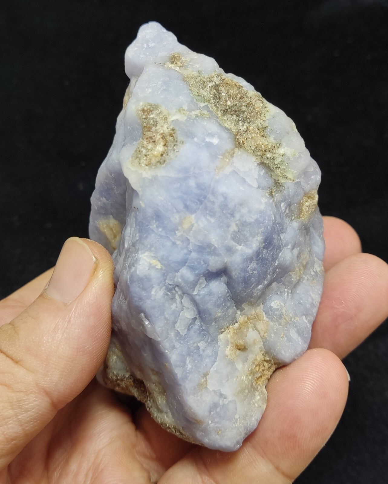 An Aesthetic Natural beautiful rough Hackmanite specimen 344 grams