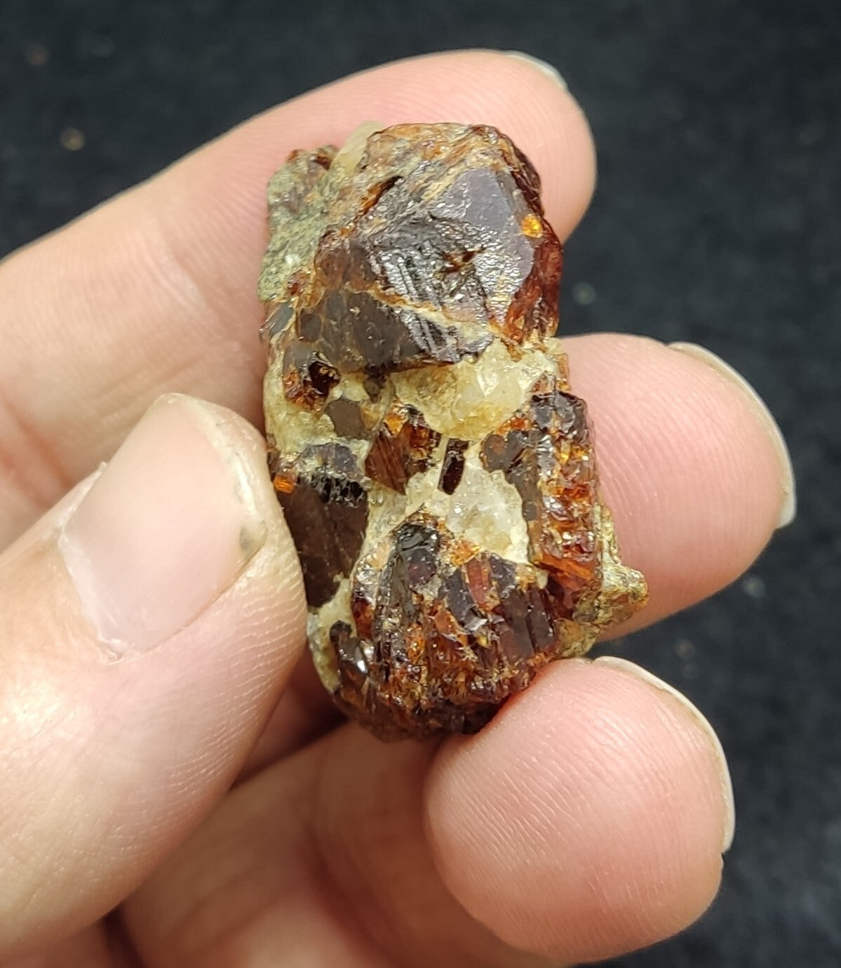 An Aesthetic specimen of zircon crytsals 32 grams