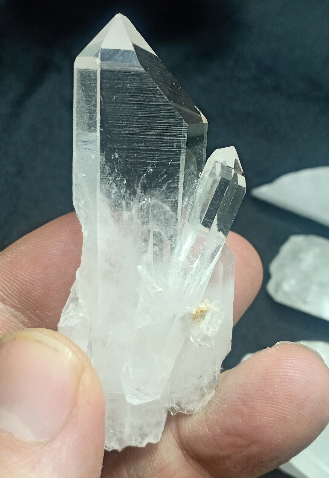 1180 grams clear quartz Crystals 13 pieces lot