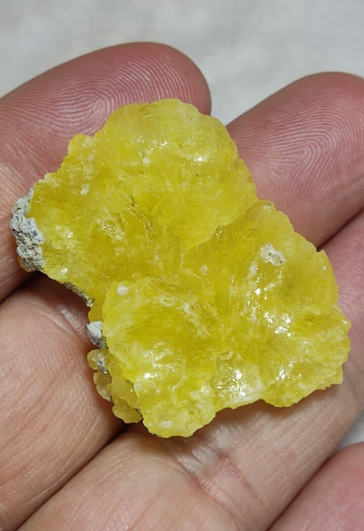 Natural Brucite 12 Grams.