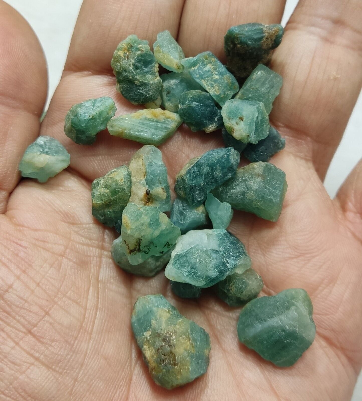 52 grams Rare grandidierite