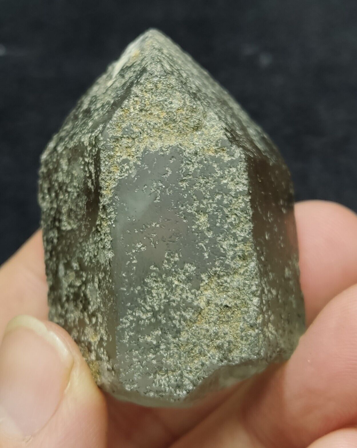 A very Aesthetic Natural beautifully terminated Chlorite Quartz crystal 90 grams