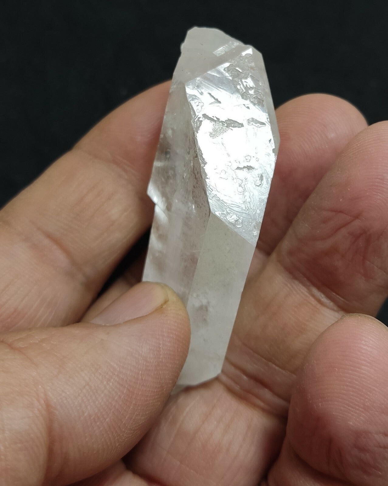 An amazing specimen of terminated faden Quartz crystal 30 grams
