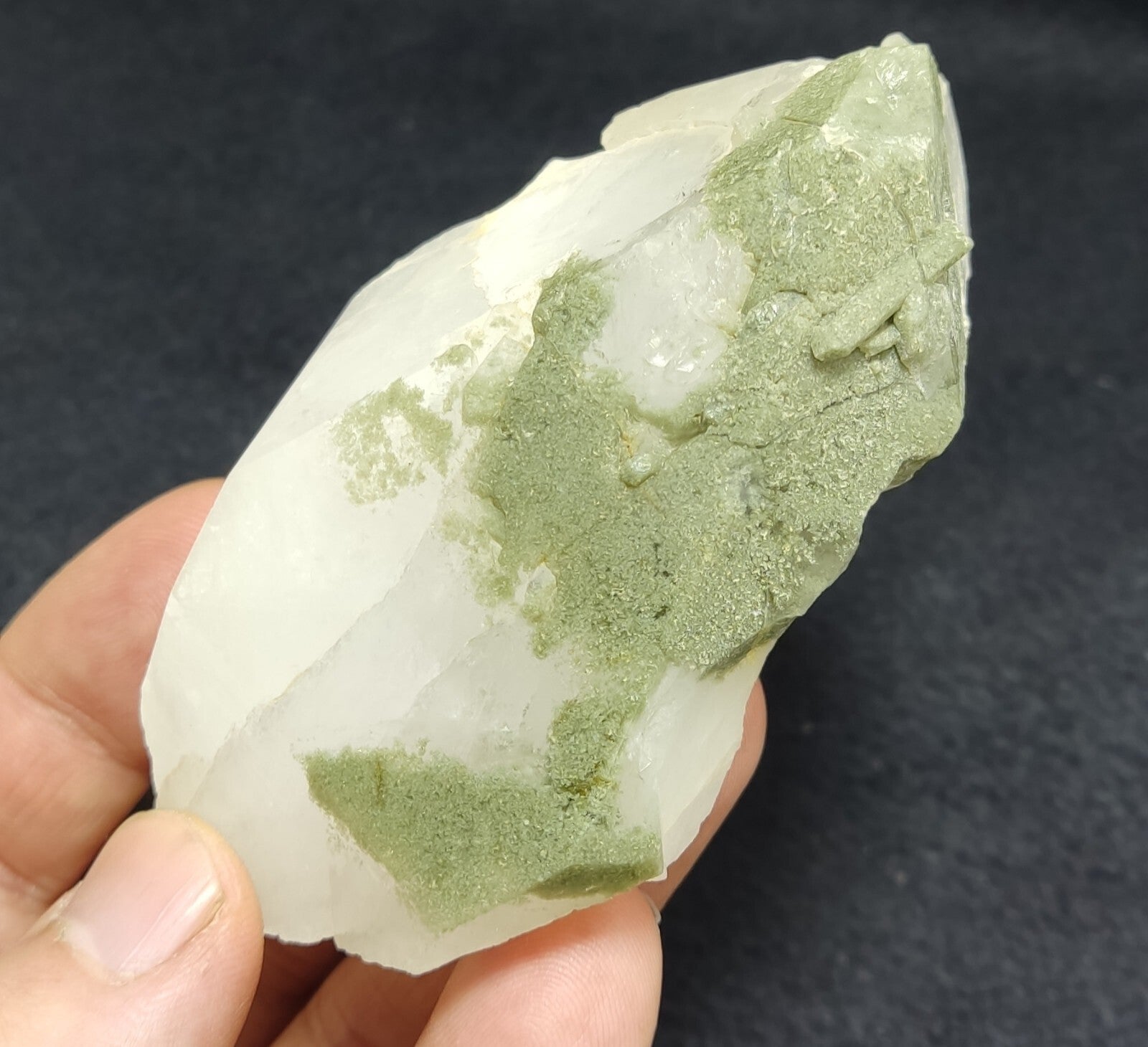 Chlorite quartz terminated crystal specimen 187 grams