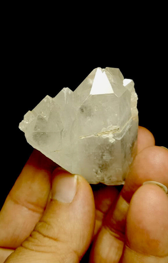 Feden Quartz Crystal 63 Grams