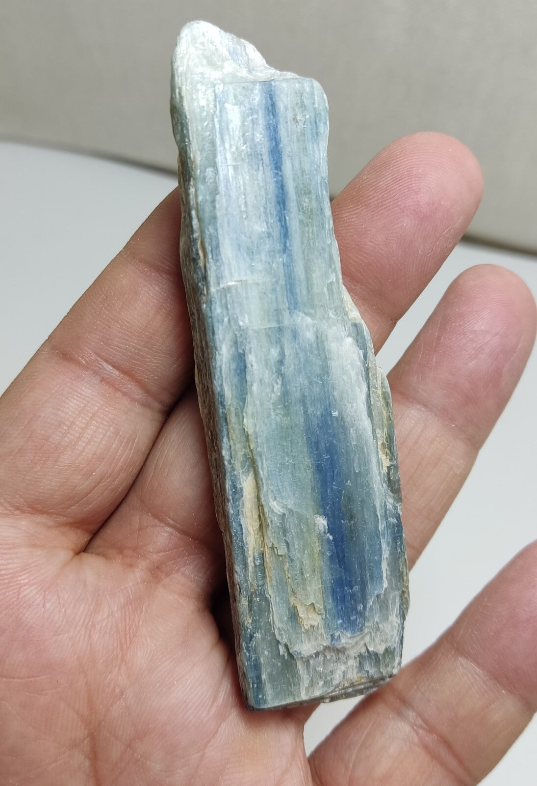 An Aesthetic specimen of blue kyanite crystal 69 grams