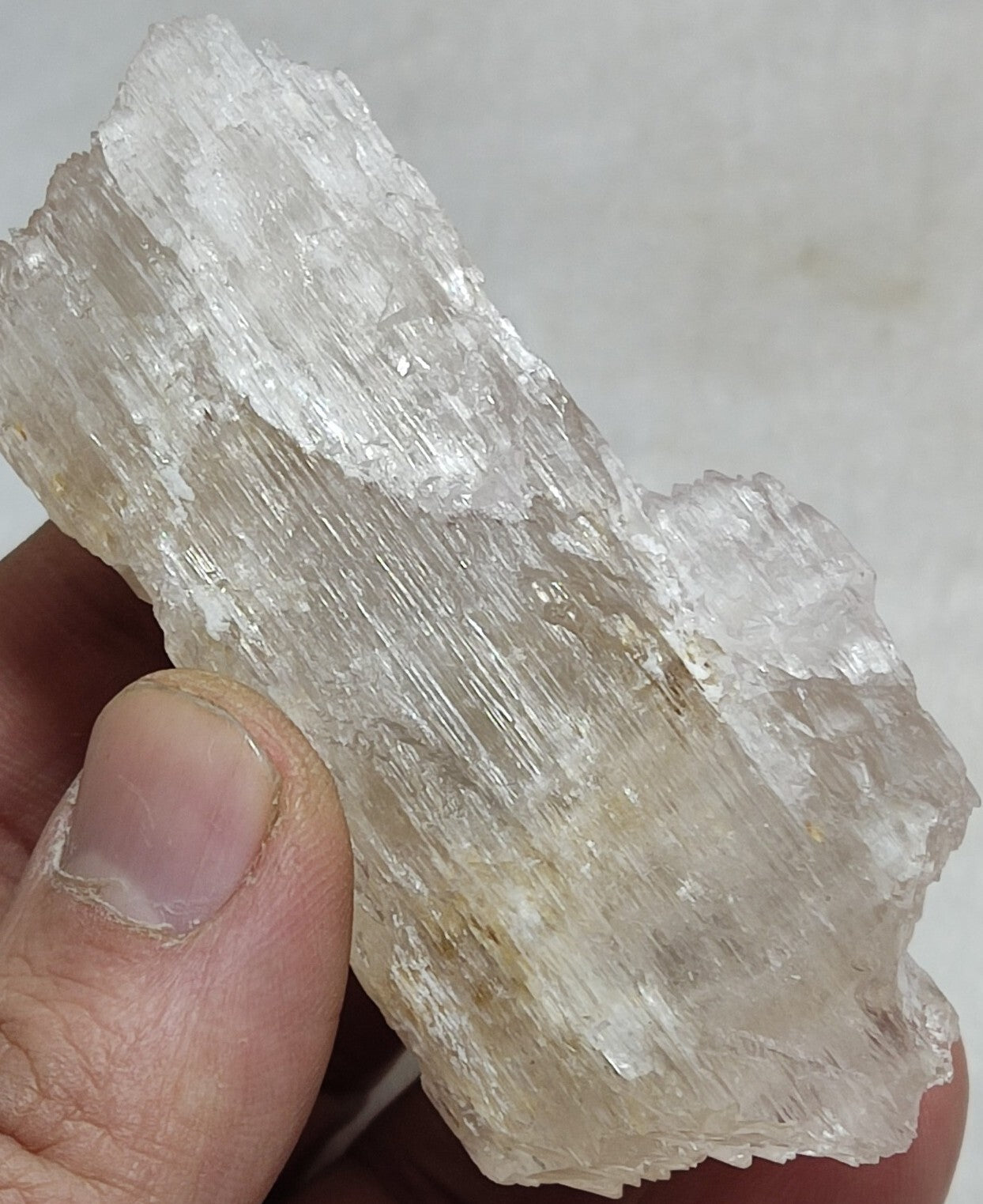 A very Aesthetic Natural fully etched spodumene crystal 107 grams