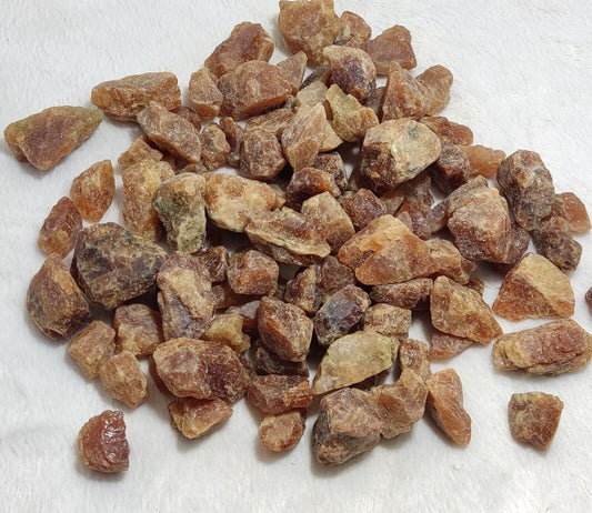 1000 grams lot of rough hessonite garnets