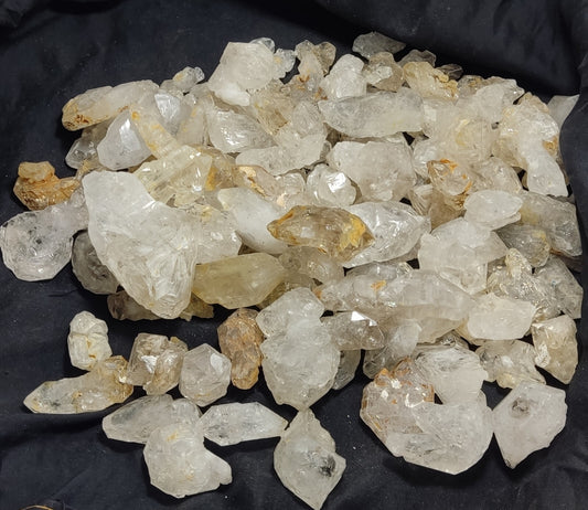 2 kilograms terminated Fenster quartz crystals collection
