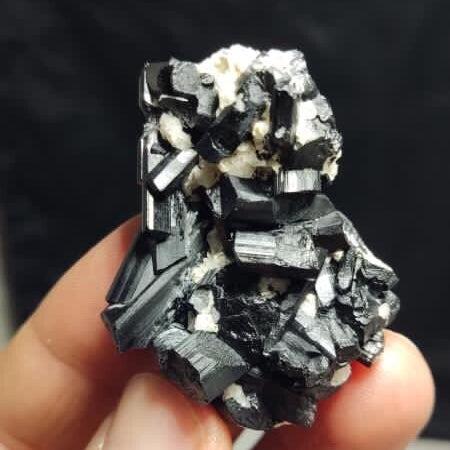 Black tourmaline cluster 38g, 5x3x2cm