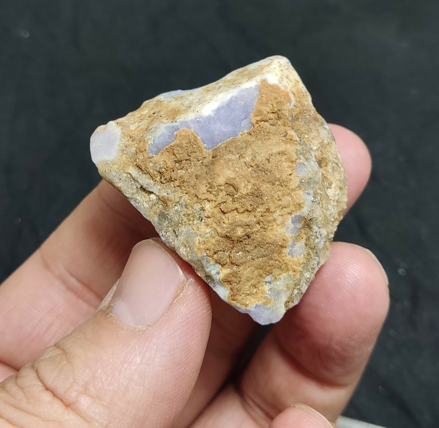 An amazing specimen of rough hackmanite chunk Tenebrescent 48 grams
