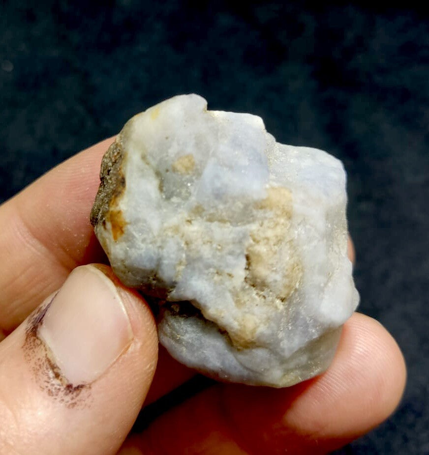 Natural Florescent Hackmanite 31 Grams.