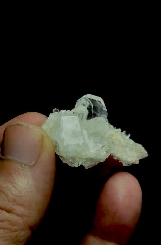 Natural Faden  Quartz Crystal 11 Grams.