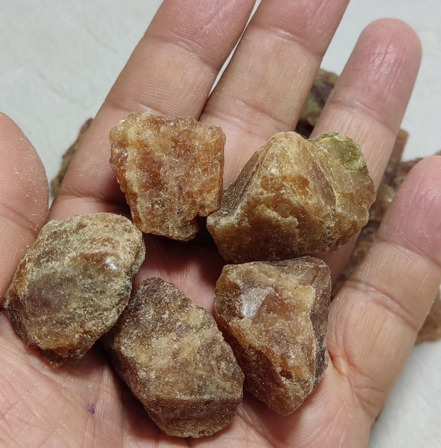 1000 grams lot of rough hessonite garnets