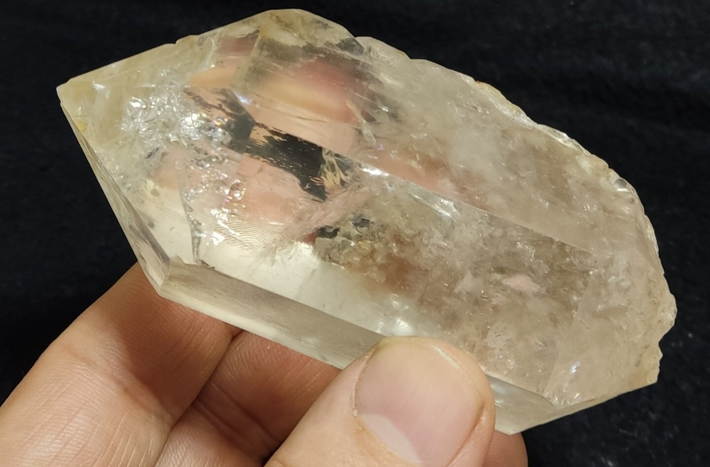 An Aesthetic terminated specimen of Quartz crystal 246 grams