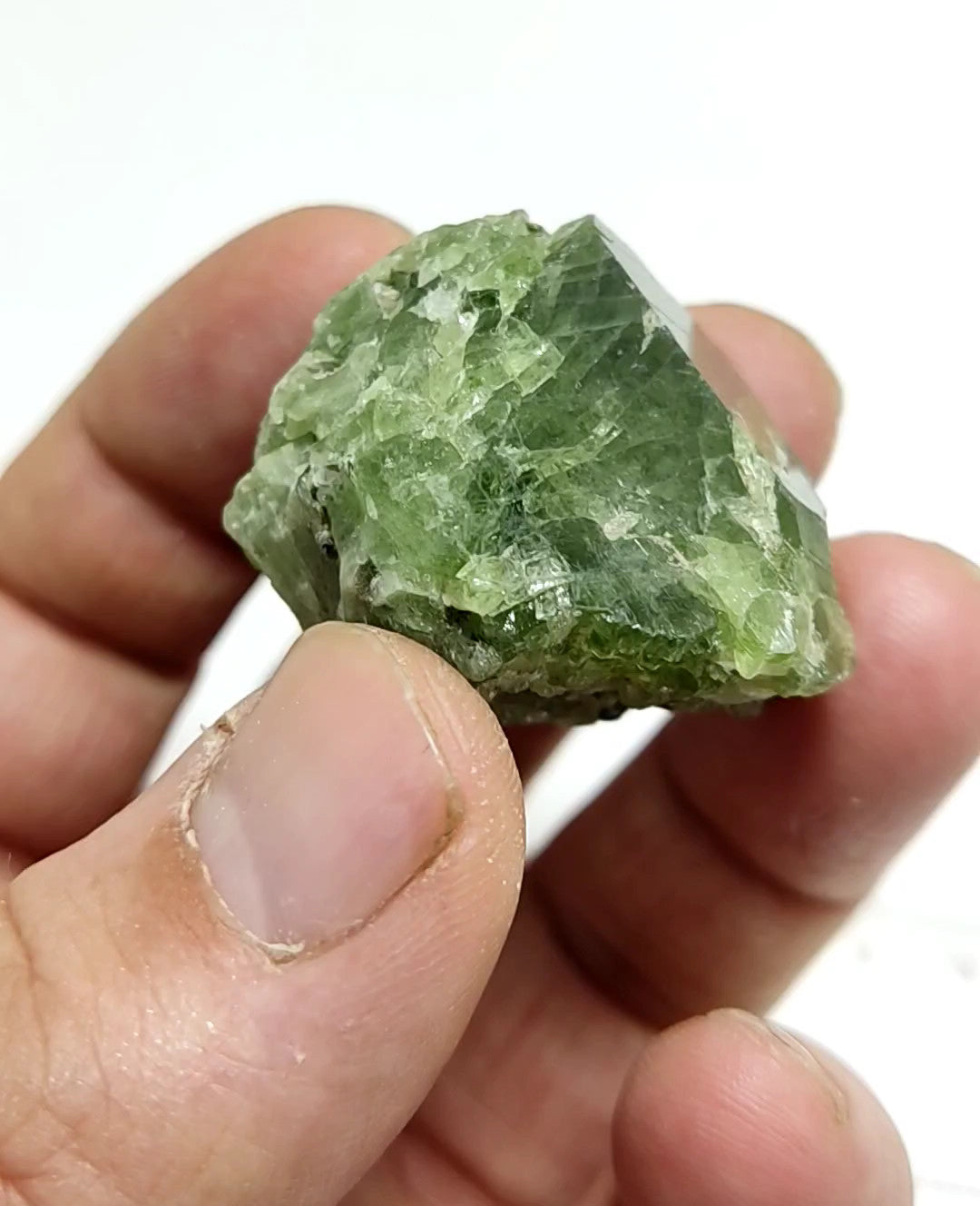 An amazing specimen of diopside crystal 46 grams