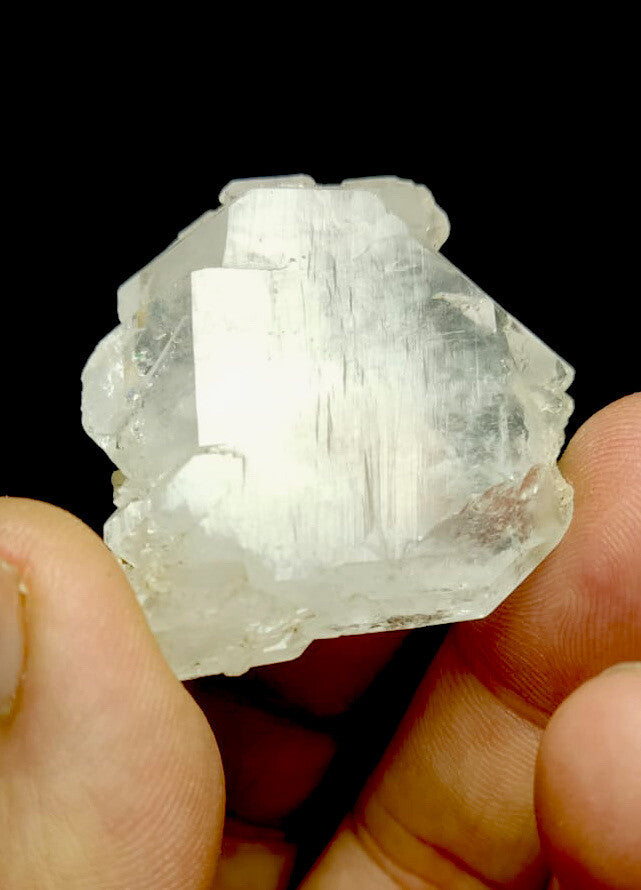 Feden Quartz Crystal 33 Grams