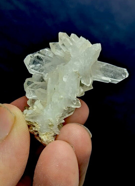Natural  Quartz Crystal 39 Grams.