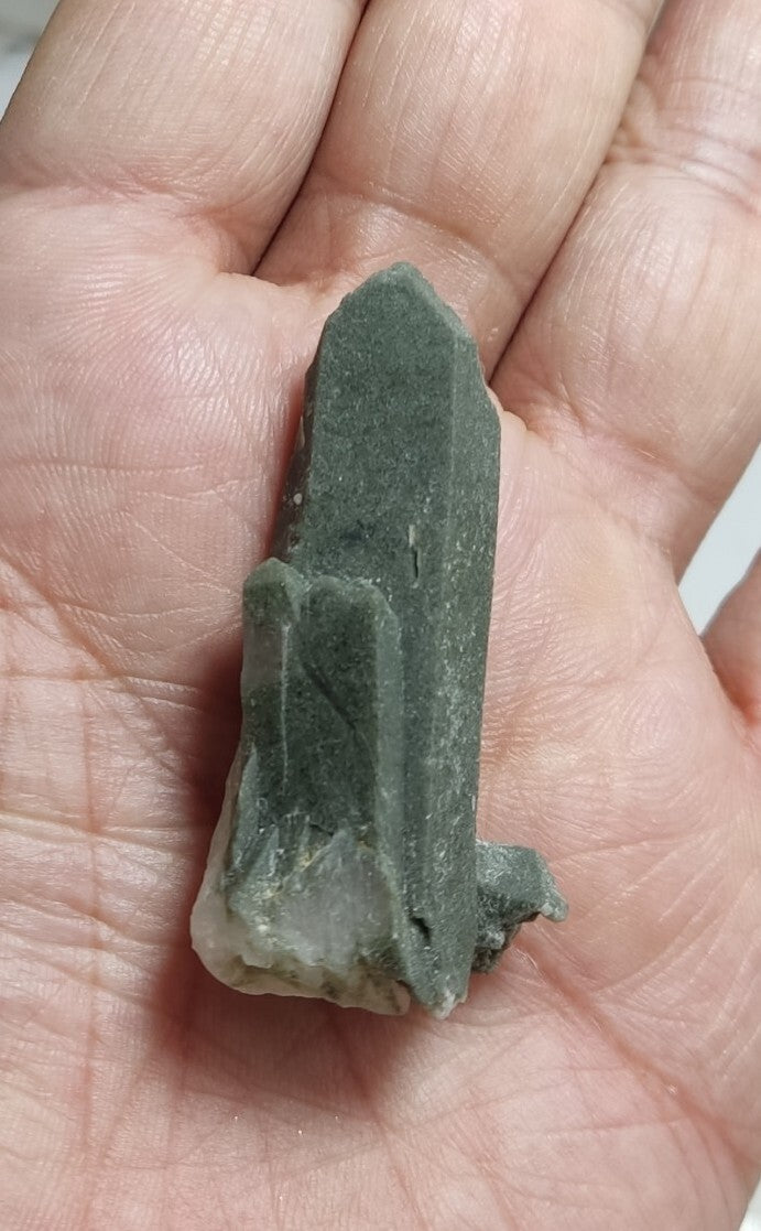 An Aesthetic Natural beautifully terminated Chlorite Quartz crystal 17 grams