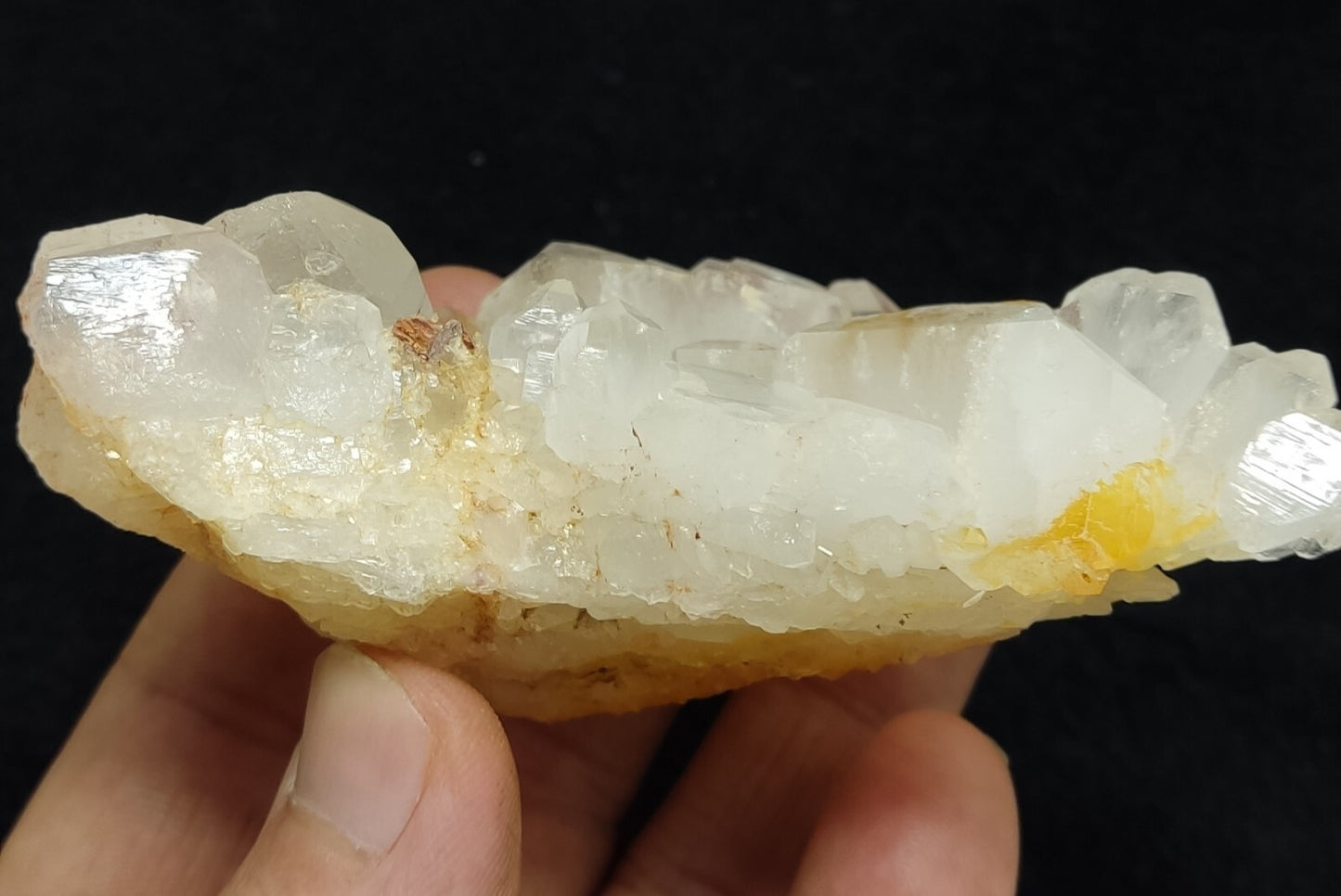 An Aesthetic terminated specimen of Quartz cluster 162 grams