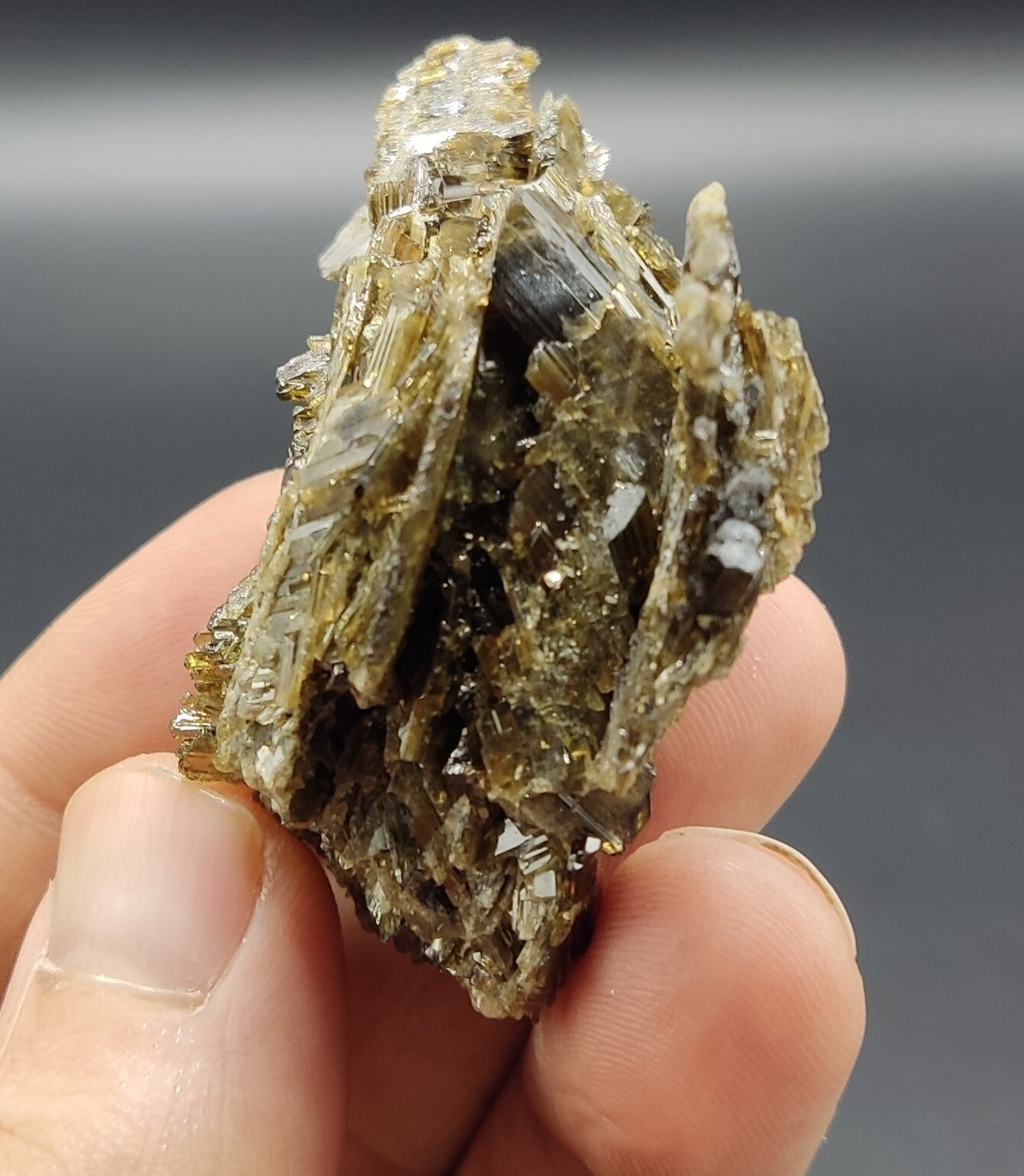 An aesthetic specimen of Epidote cluster 53 grams
